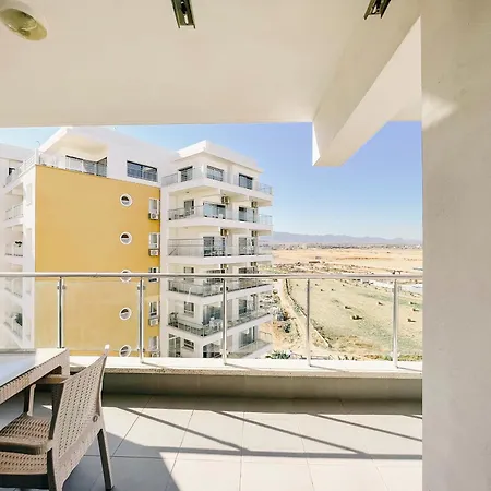 Spacious & Modern 1 Bedroom *